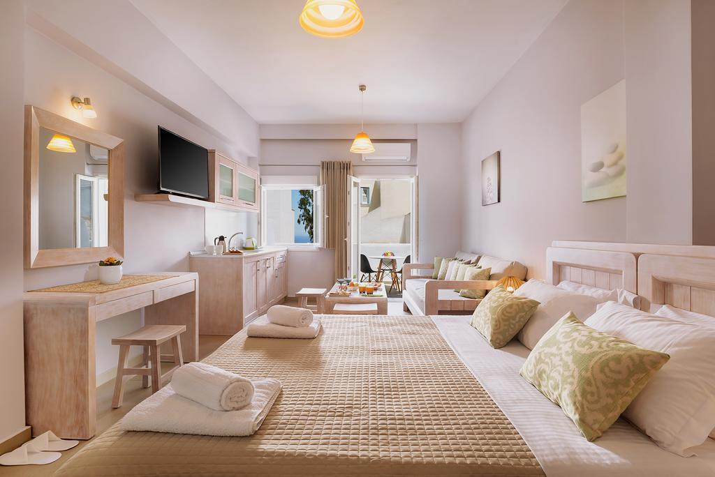 Mirto's Apartament Fira (Santorini)